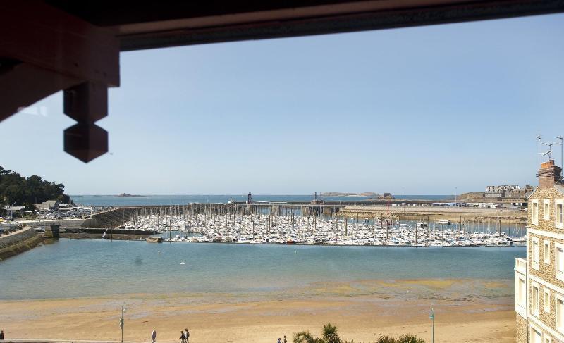 Manoir Du Cunningham Hotel Saint-Malo Exterior photo