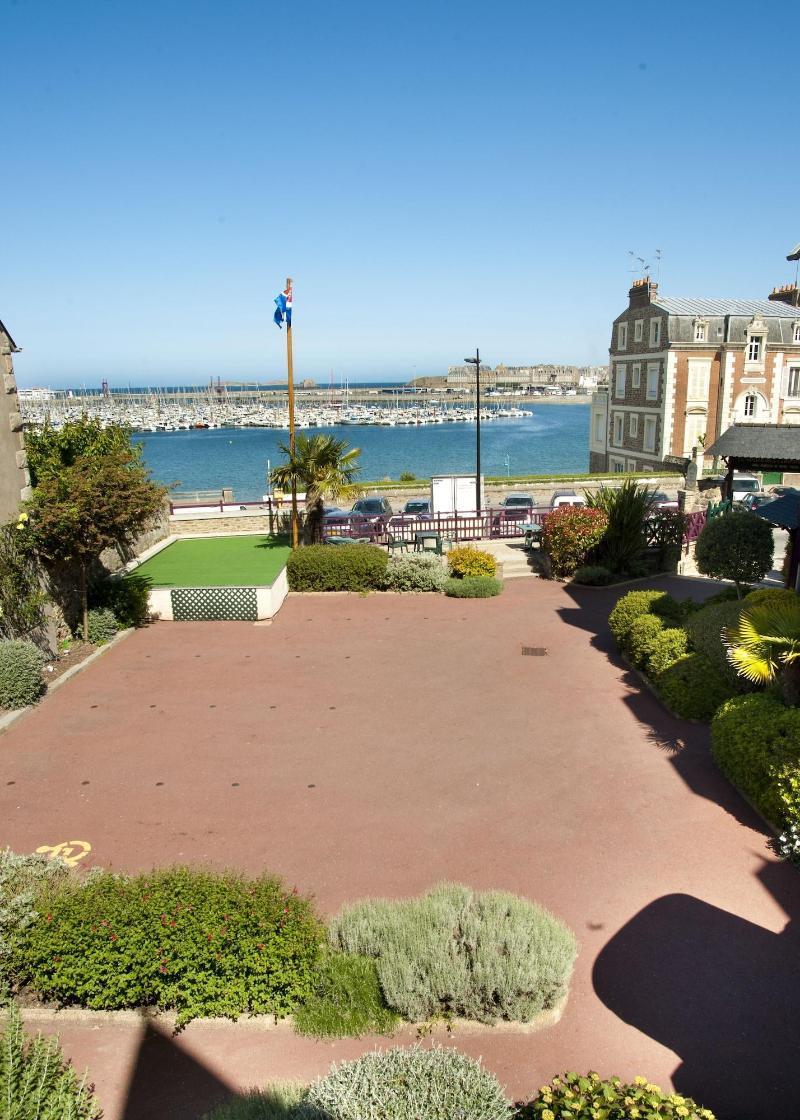 Manoir Du Cunningham Hotel Saint-Malo Exterior photo