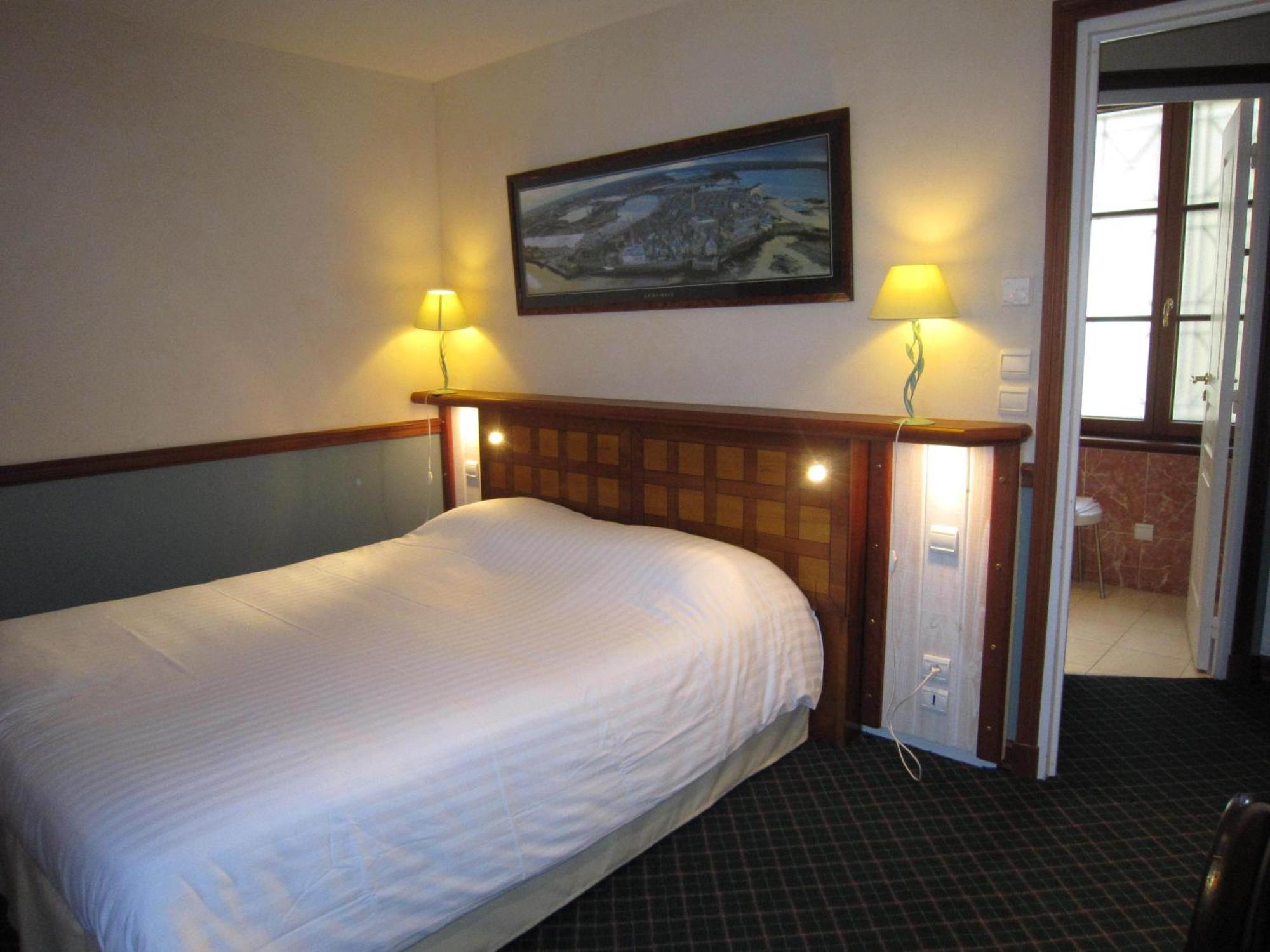 Manoir Du Cunningham Hotel Saint-Malo Exterior photo